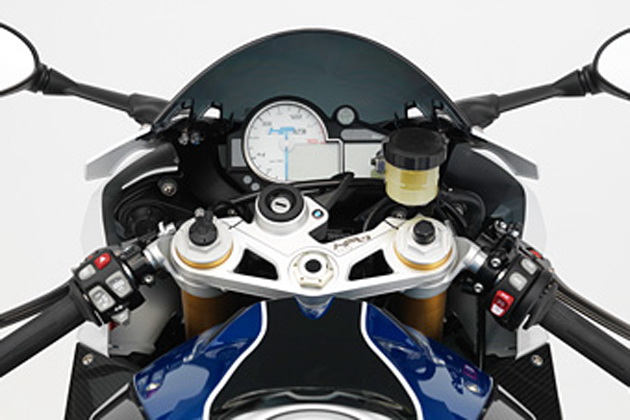 Обзор мотоцикла BMW S1000RR HP4